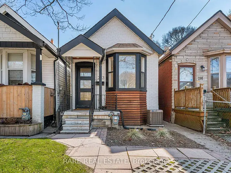 283 Chisholm Ave, Toronto, ON M4C 4W5