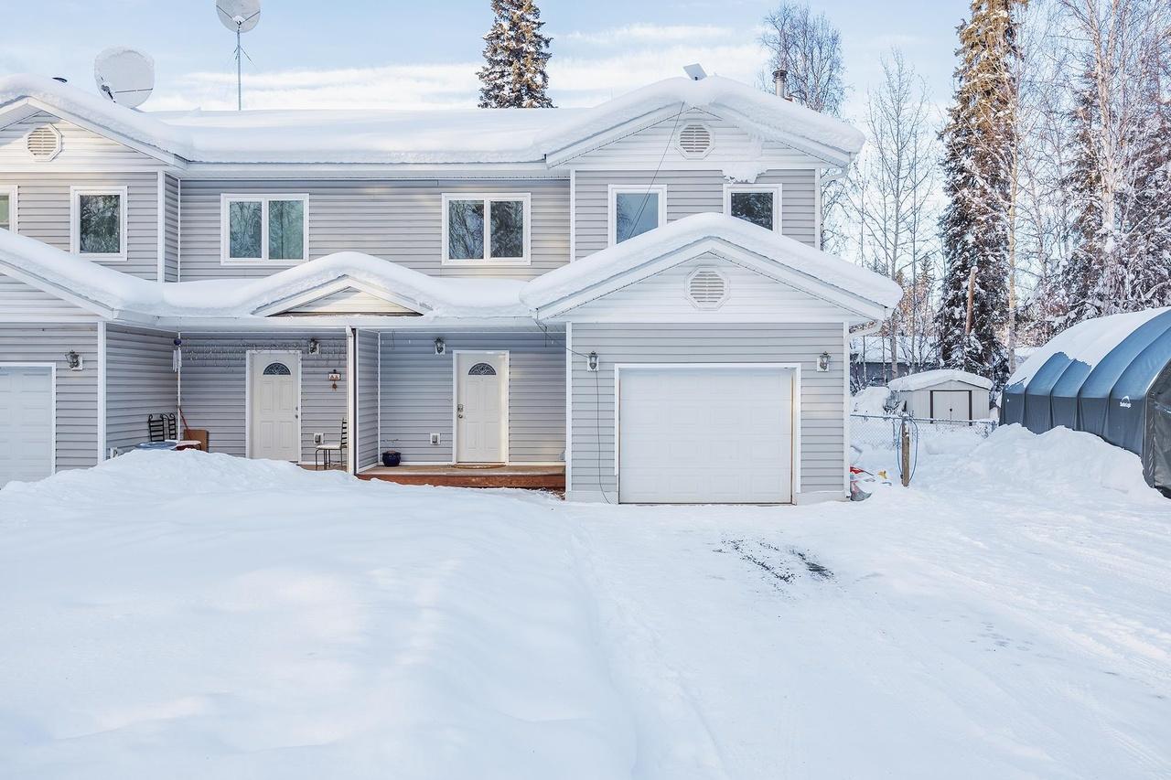 4556 Woodriver Dr, Fairbanks, AK 99701