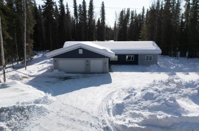 3064 Psalms Blvd, North Pole, AK 99705