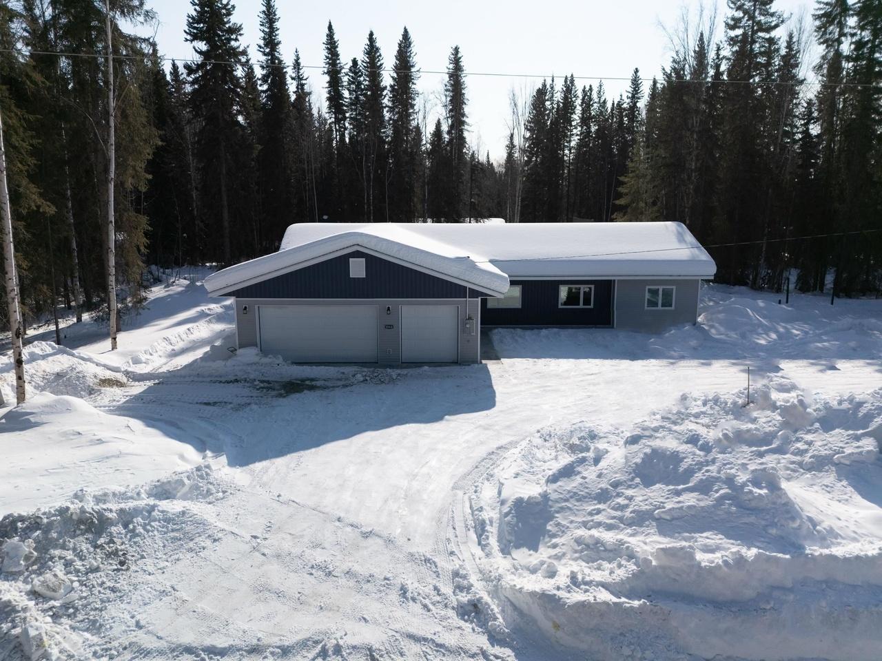 3064 Psalms Blvd, North Pole, AK 99705