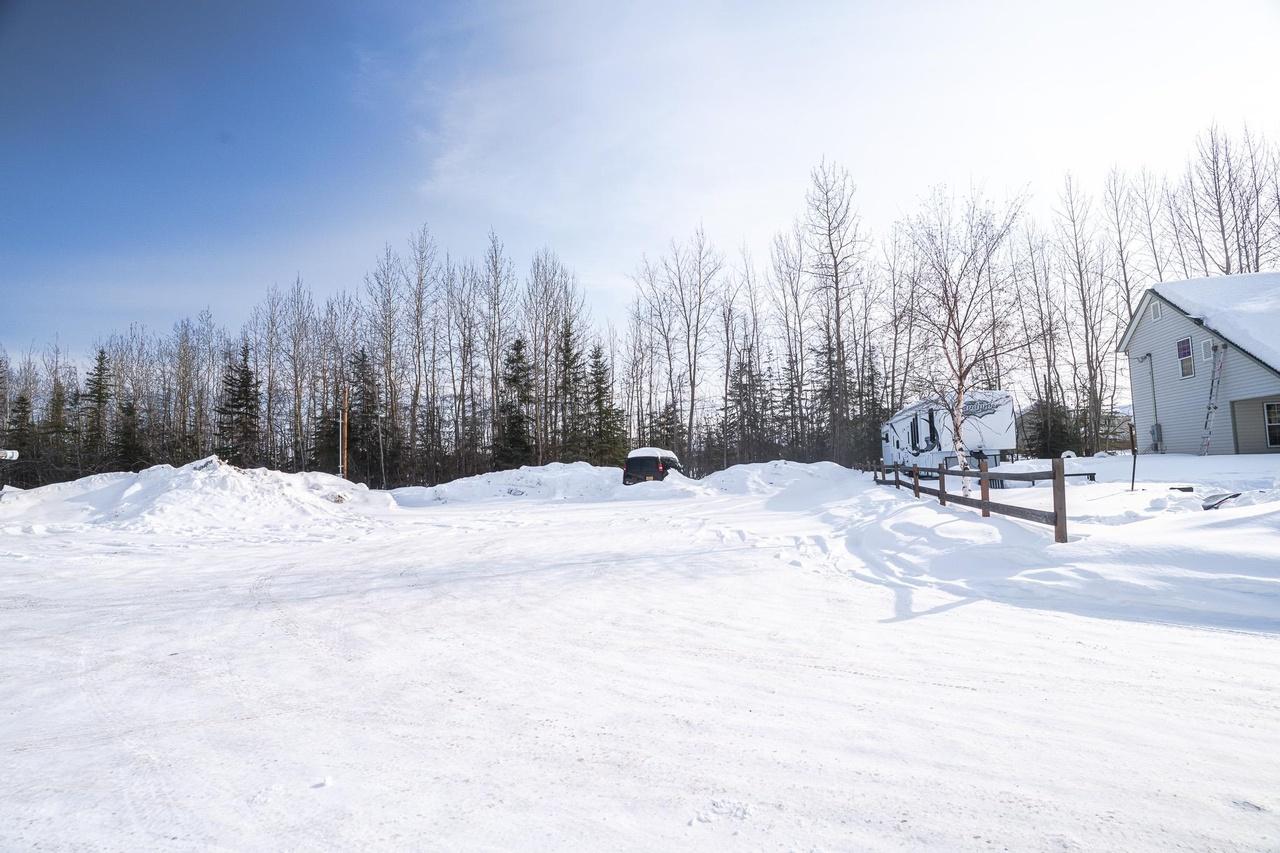 2650 Ford St, North Pole, AK 99705