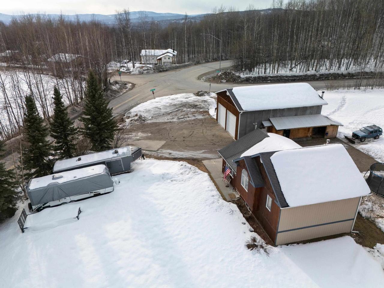 616 Steele Creek Rd, Fairbanks, AK 99712