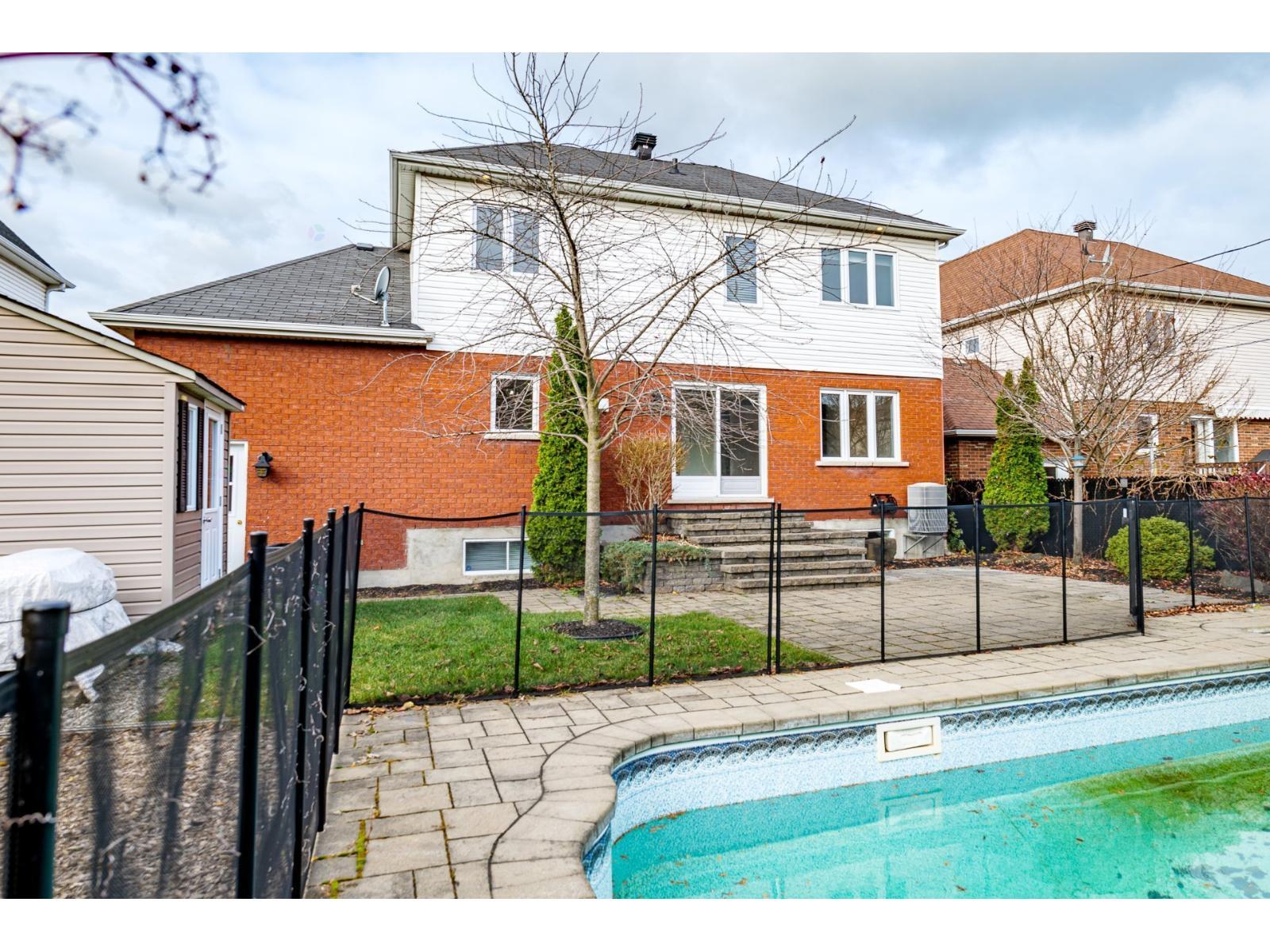 7288 Rue des Perce-Neige Longueuil (Saint-Hubert), Quebec J3Y9C3