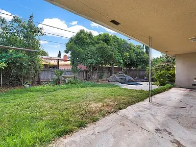 3376 E Richert Ave, Fresno, CA 93726