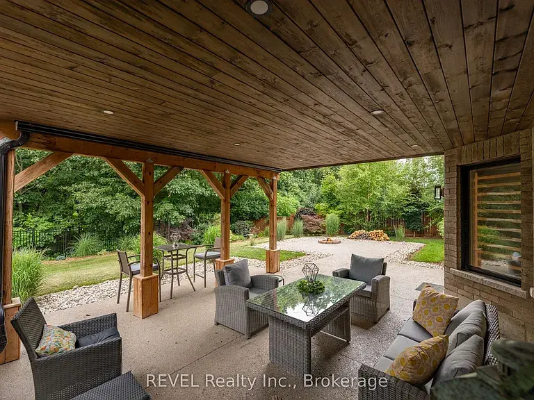46 PHILMORI BOULEVARD Pelham (Fonthill), Ontario L0S1E5