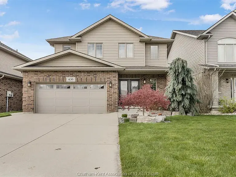 430 Twilight Trl, Chatham Kent, ON N7L 0B9