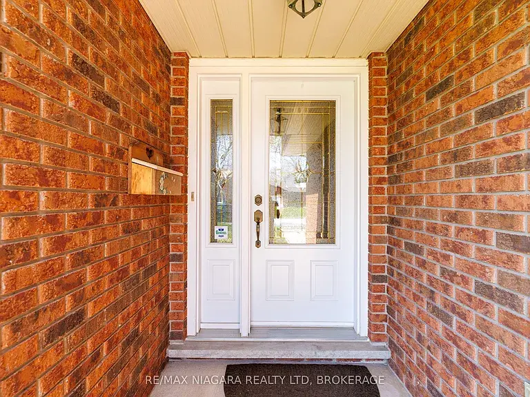 4409 Latina Cres, Niagara Falls, ON L2E 7C3