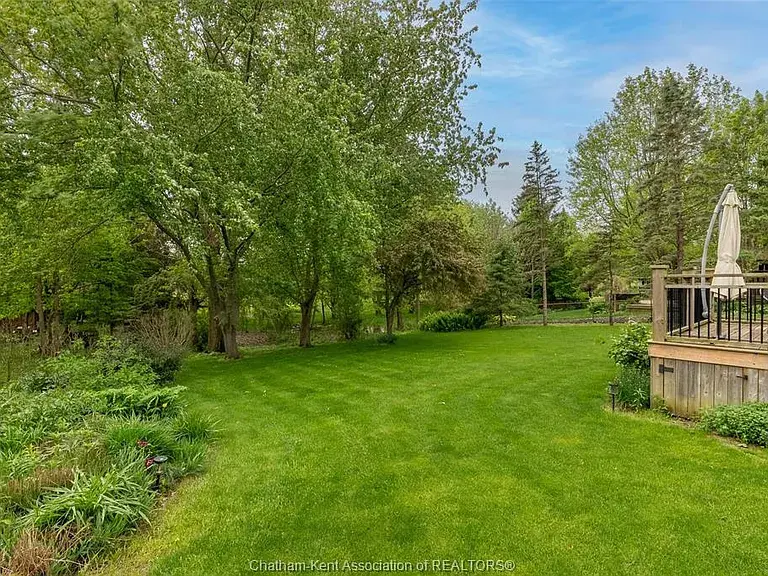 91 Goodal Dr, Chatham Kent, ON N0P 2C0