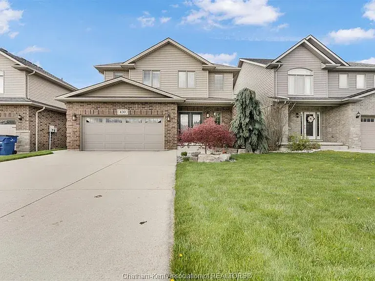 430 Twilight Trl, Chatham Kent, ON N7L 0B9