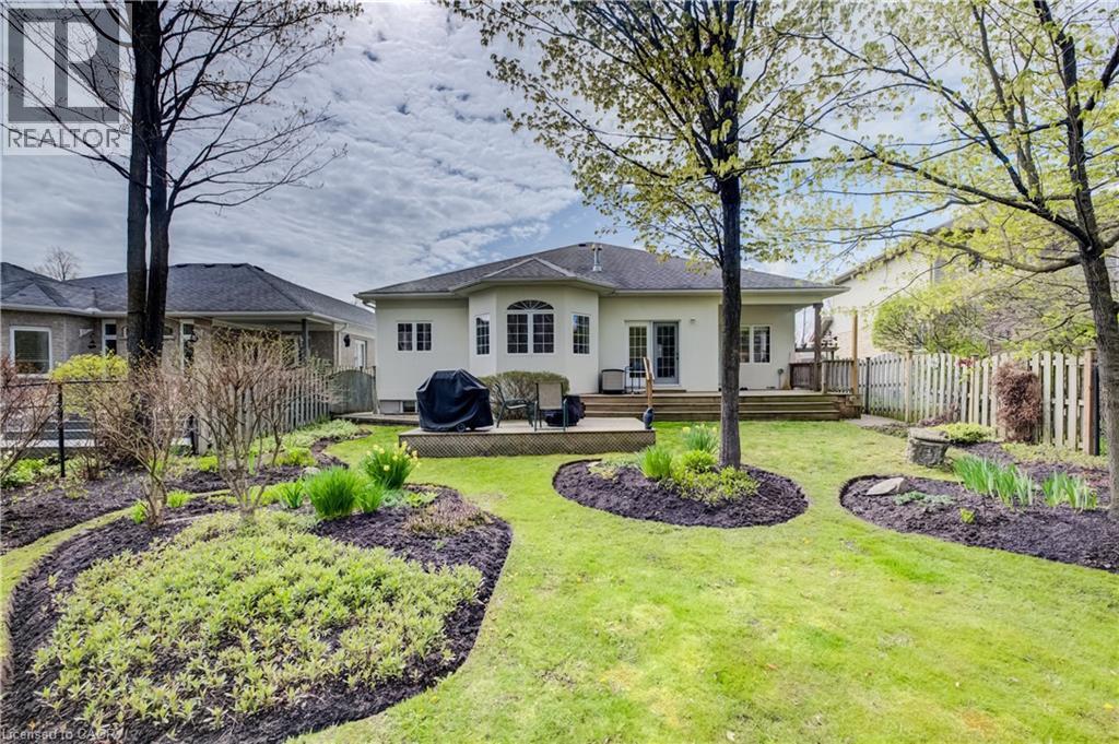 44 LASCHINGER Boulevard New Hamburg, Ontario N3A2G7