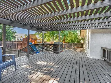 651 N Laverne Ave, Fresno, CA 93727