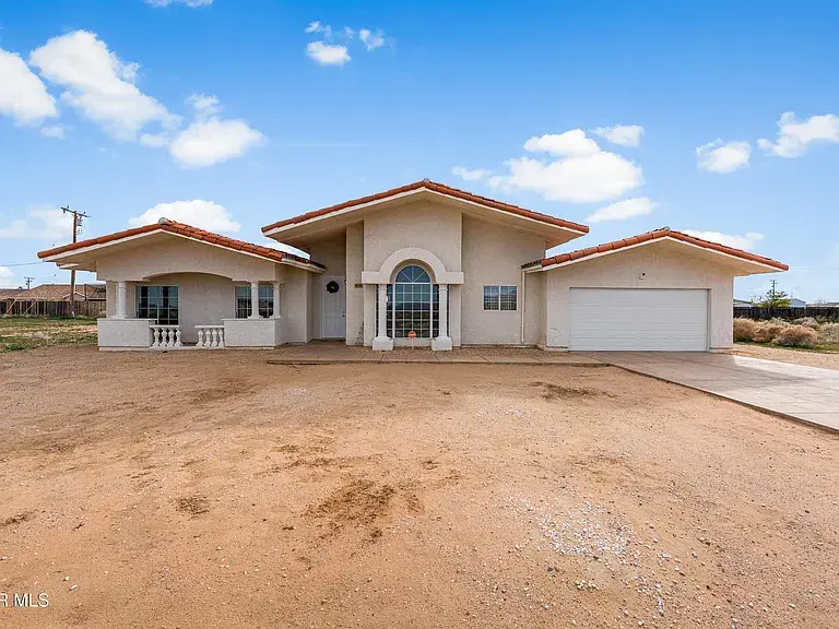 10448 Oleander Ave, California City, CA 93505