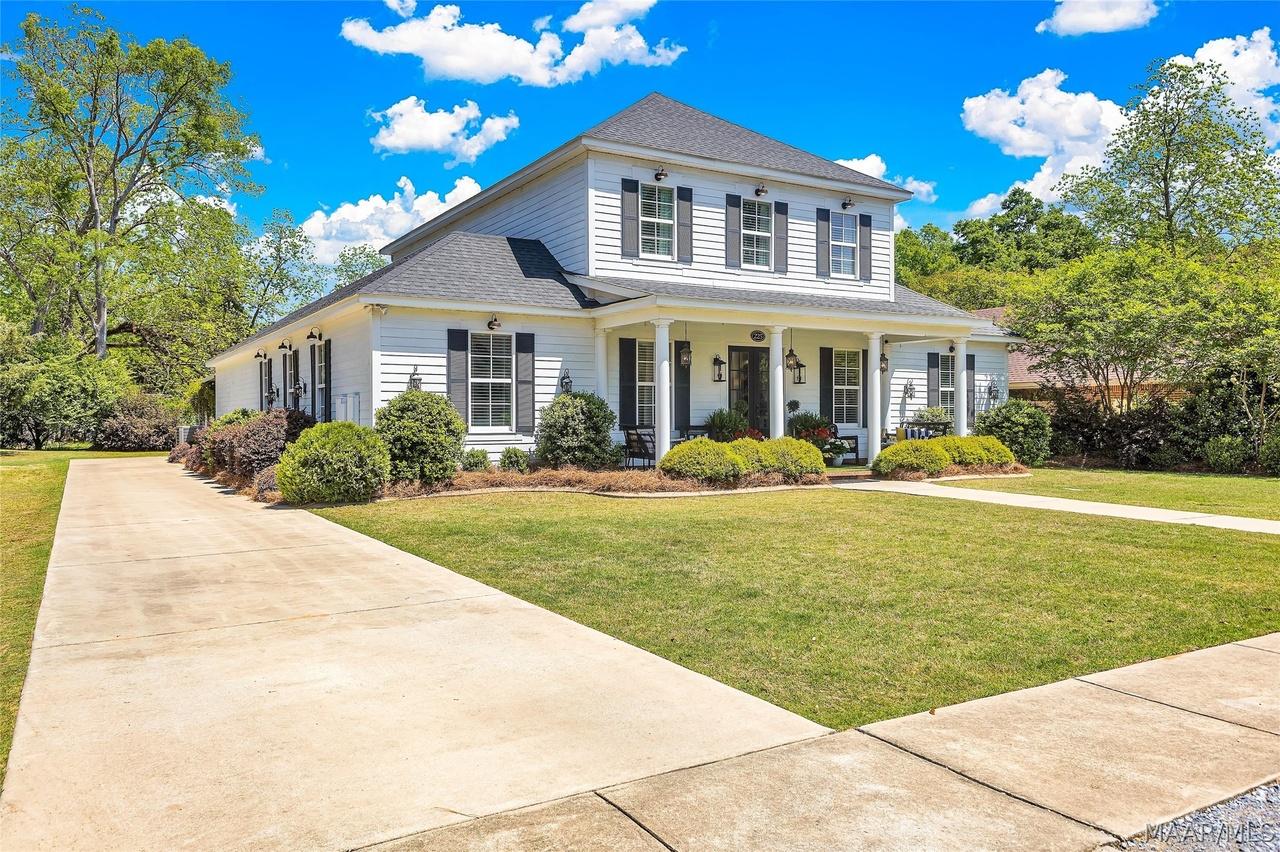 225 First St, Prattville, AL 36067