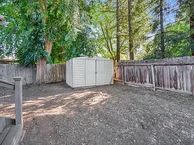 651 N Laverne Ave, Fresno, CA 93727