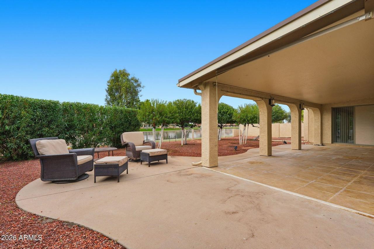10137 E Chestnut Dr, Sun Lakes, AZ 85248