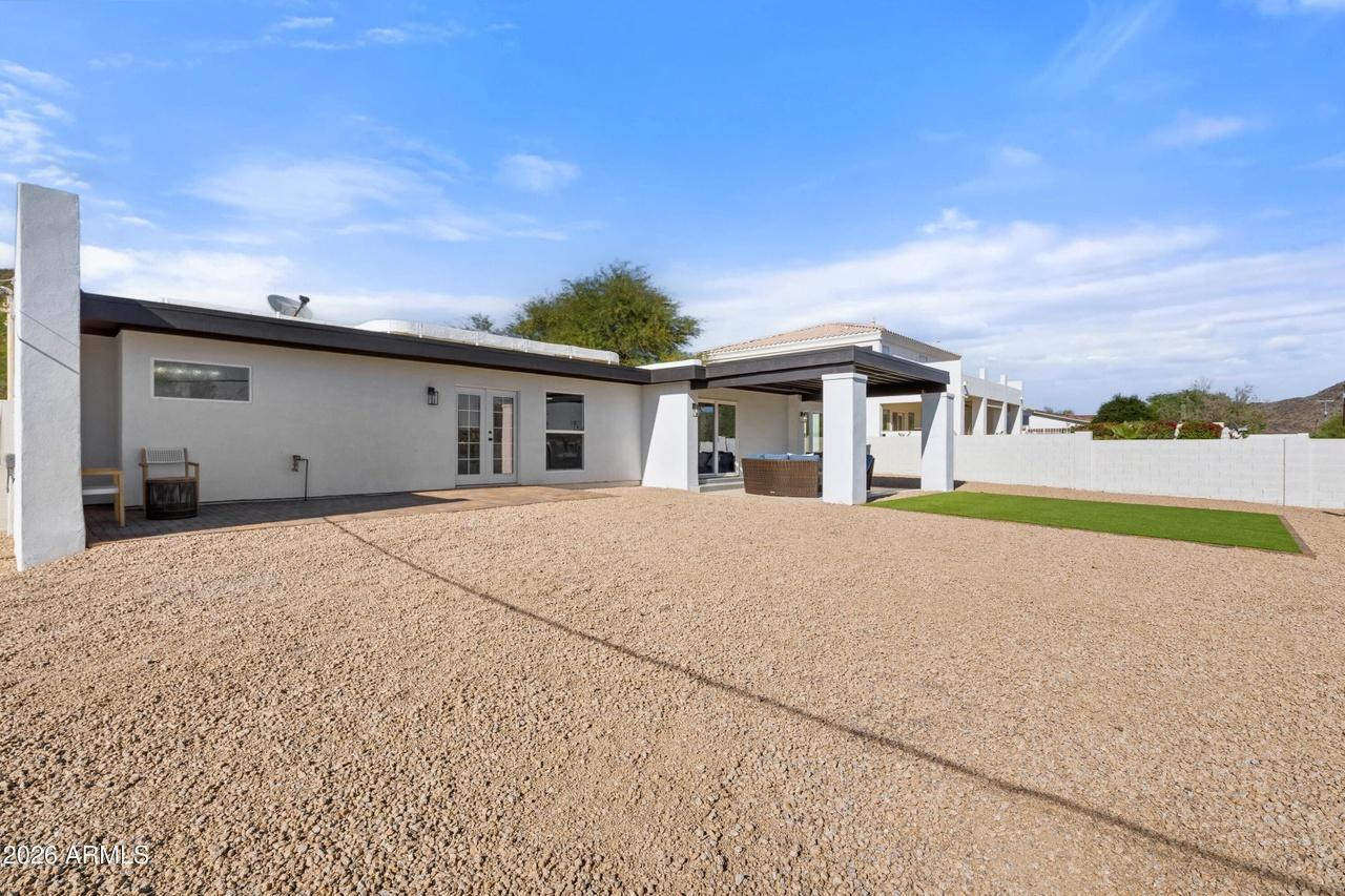 1541 E Las Palmaritas Dr, Phoenix, AZ 85020