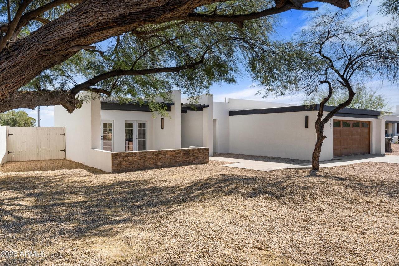 1541 E Las Palmaritas Dr, Phoenix, AZ 85020