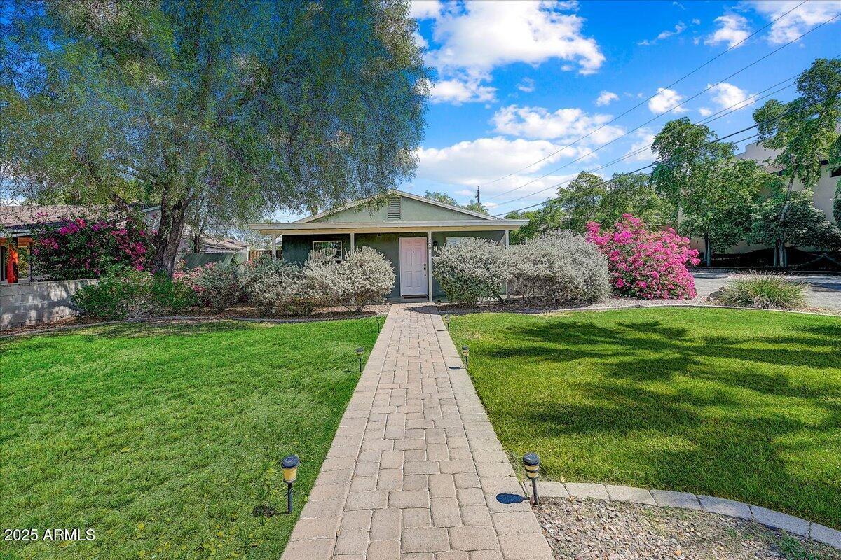 4201 N 19th St, Phoenix, AZ 85016
