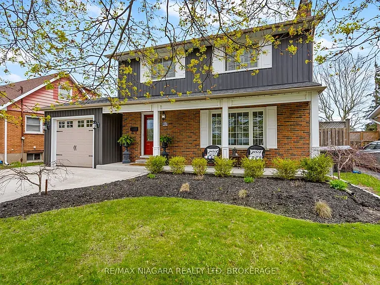 7080 Adams Ave, Niagara Falls, ON L2G 5G8