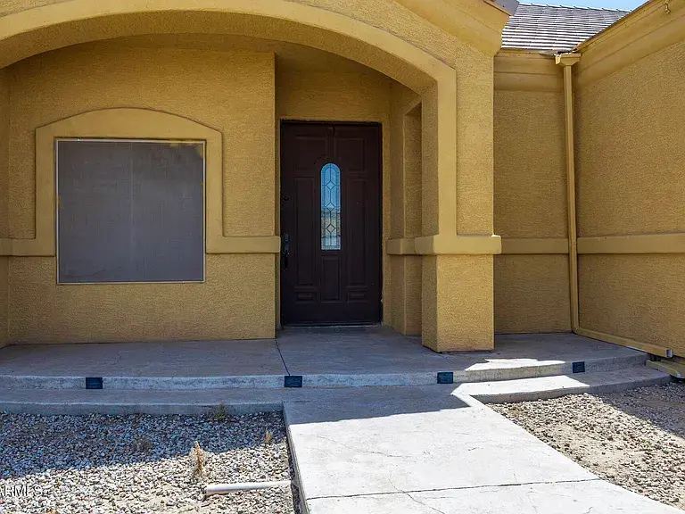 Elegant Bungalow #81