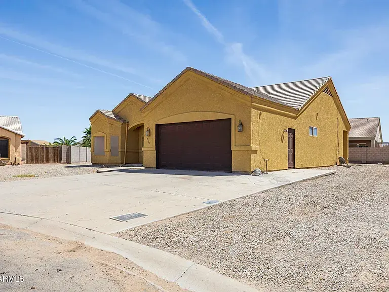 Elegant Bungalow #81