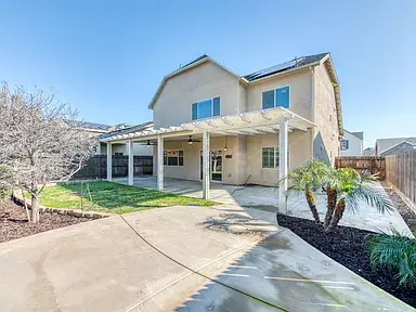 3341 N Pearwood Ave, Fresno, CA 93727