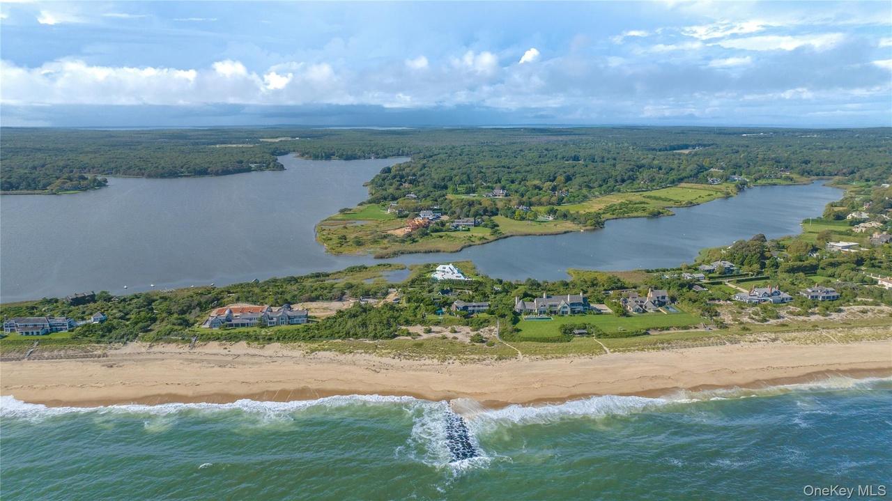 64 W End Rd, East Hampton, NY 11937