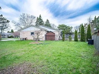 2860 Henley Ave, Niagara Falls, ON L2J 3M4