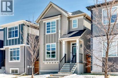 462 Walgrove Way Southeast, Calgary, AB T2X 4E9
