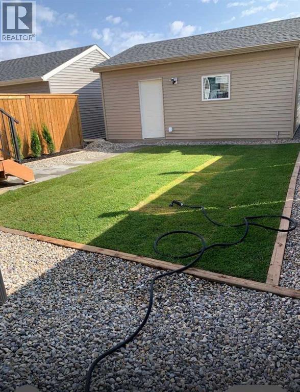 462 Walgrove Way Southeast, Calgary, AB T2X 4E9