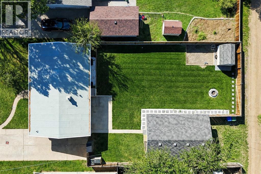 4821 56 Ave, Taber, AB T1G 1E4