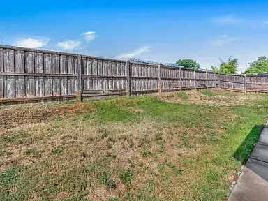 6602 E Lowe Ave, Fresno, CA 93727