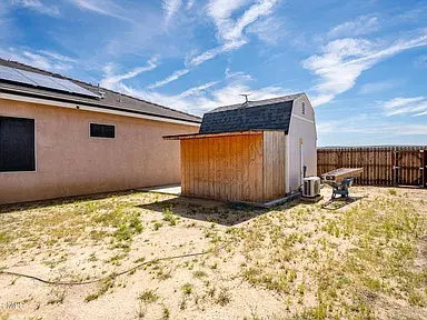 9828 Magnolia Ave, California City, CA 93505