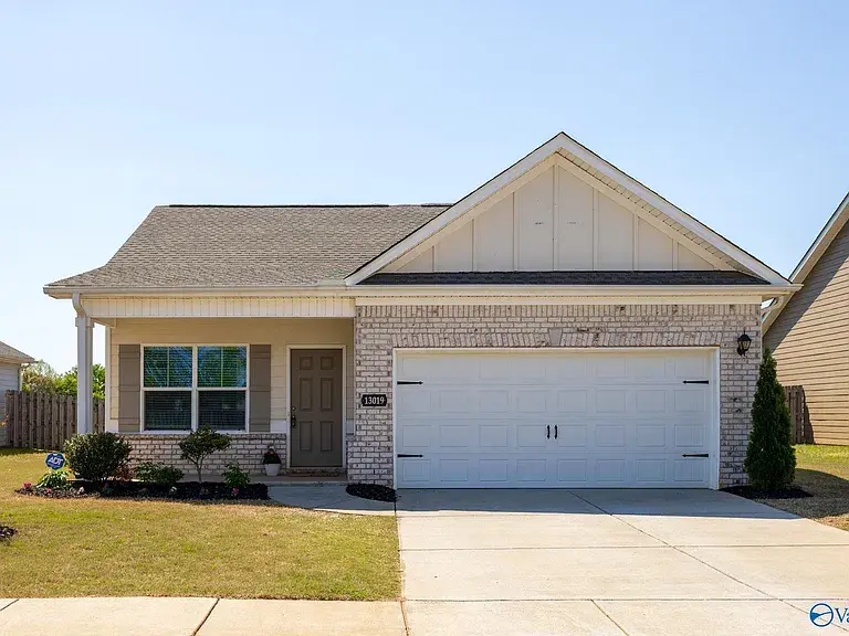 13019 Lantern Pointe Way, Harvest, AL 35749