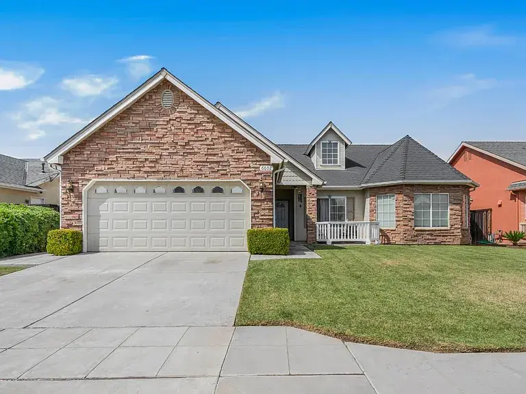 6602 E Lowe Ave, Fresno, CA 93727