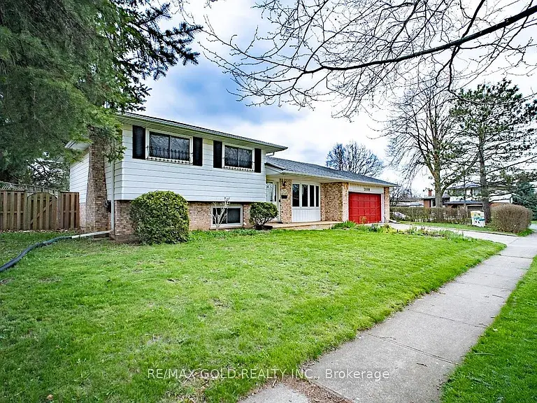 2860 Henley Ave, Niagara Falls, ON L2J 3M4