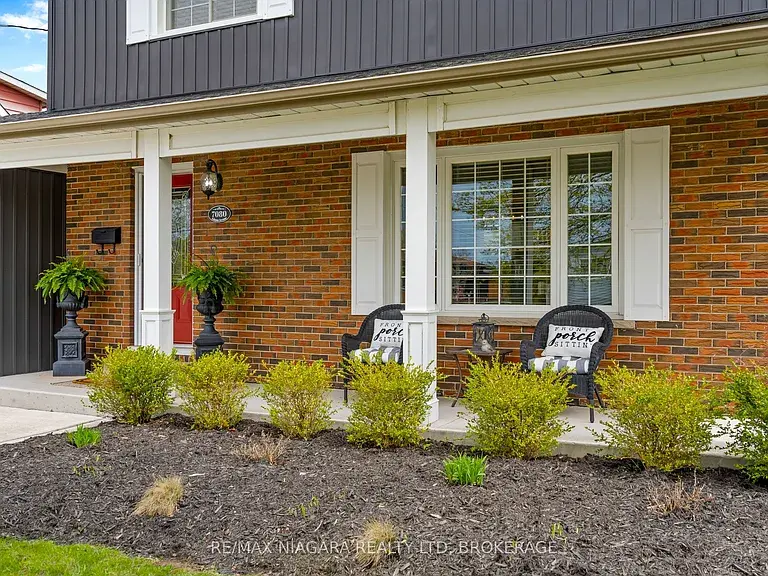 7080 Adams Ave, Niagara Falls, ON L2G 5G8