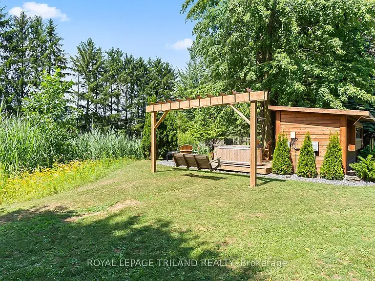 13240 McLarty Line, Chatham Kent, ON N0P 2C0