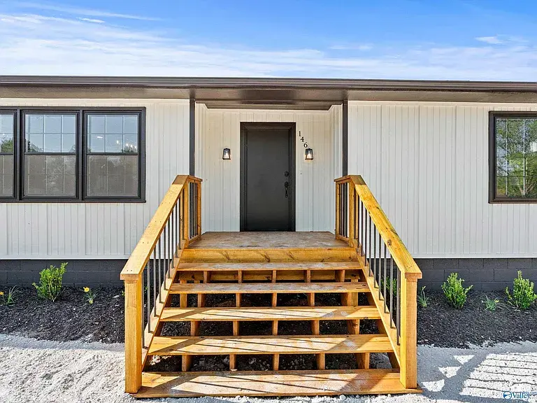 146 Lark Ln, Harvest, AL 35749