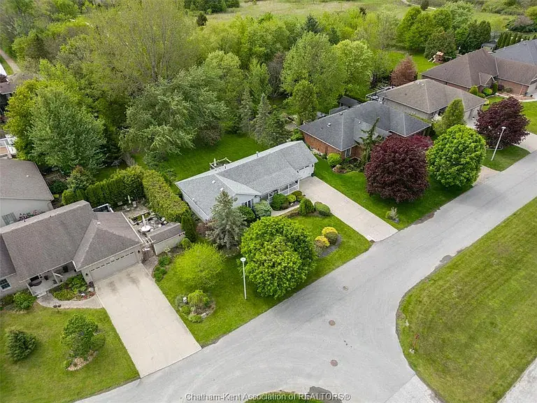 91 Goodal Dr, Chatham Kent, ON N0P 2C0