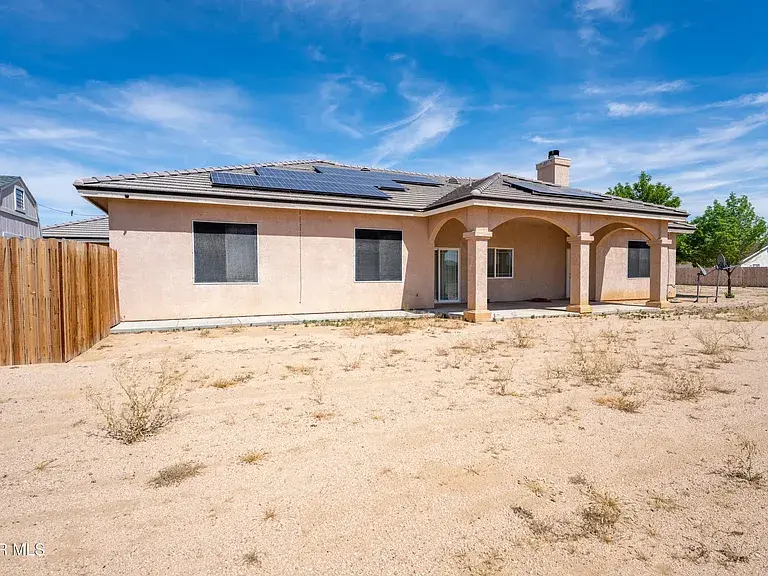 9828 Magnolia Ave, California City, CA 93505