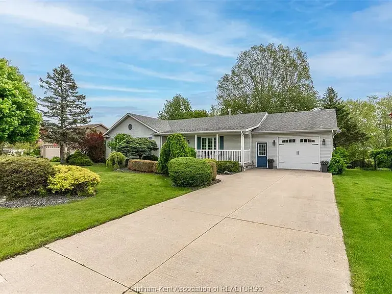 91 Goodal Dr, Chatham Kent, ON N0P 2C0