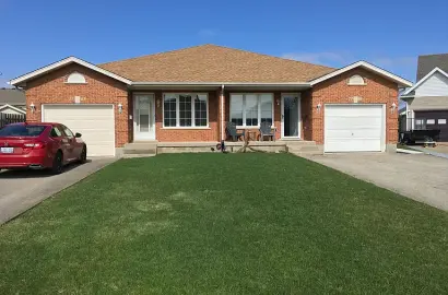 7701 Cortina Cres, Niagara Falls, ON L2H 3B4