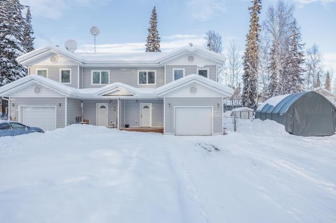 4556 Woodriver Dr, Fairbanks, AK 99701