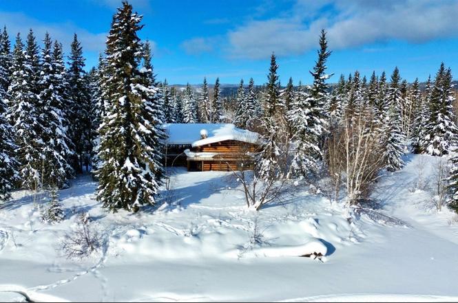 1260 Heldiver St, Fairbanks, AK 99709