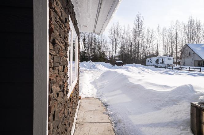2650 Ford St, North Pole, AK 99705