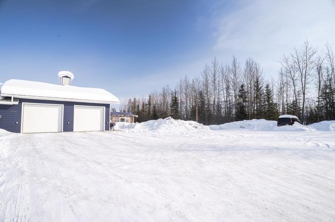 2650 Ford St, North Pole, AK 99705