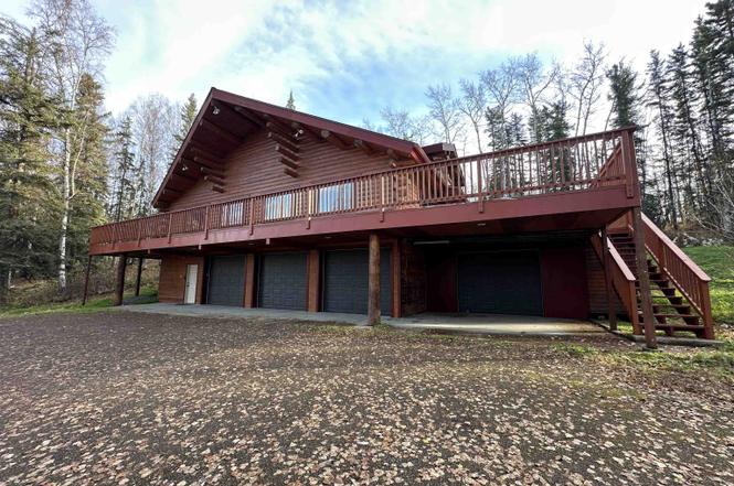 2733 Doreen Ct, Fairbanks, AK 99709