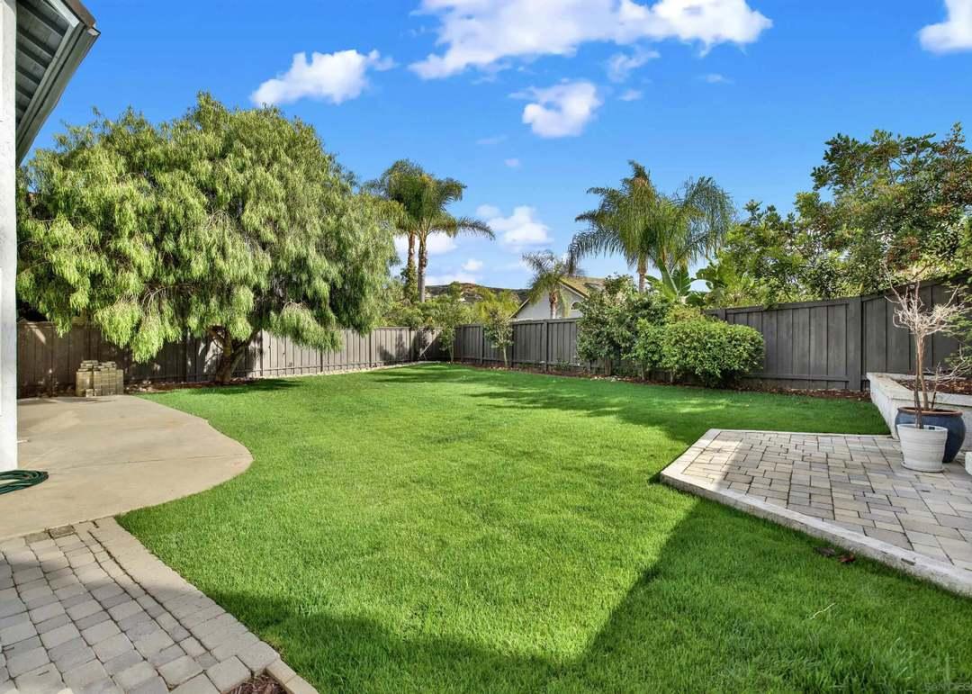 3922 Santa Nella Pl, San Diego, CA 92130
