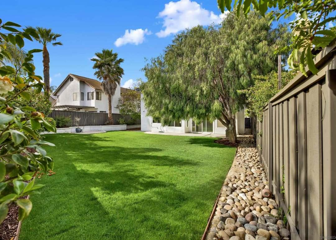 3922 Santa Nella Pl, San Diego, CA 92130